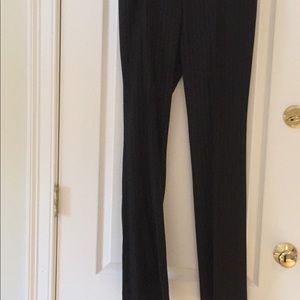 Ladies size 6 straight legs pant. NWT.